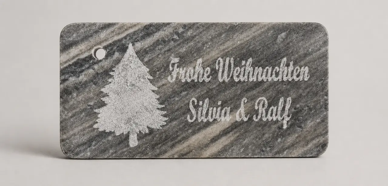 Personalisierte Steinplatte mit gelaserter Gravur
